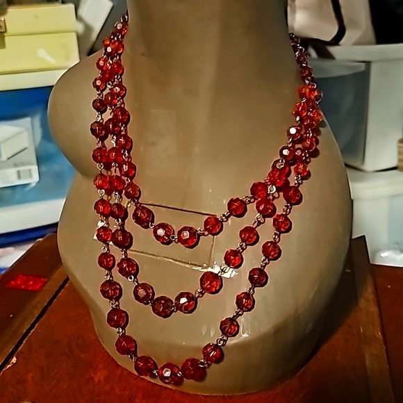 Vintage Red Crystal Glass Aurora Borealis AB Necklace 16"-18" - Picture 7 of 7